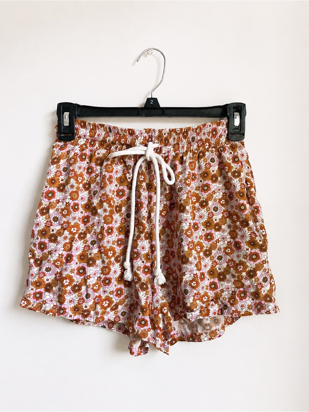 High-Waist Floral Daisy Drawstring Shorts - Pink & Orange
